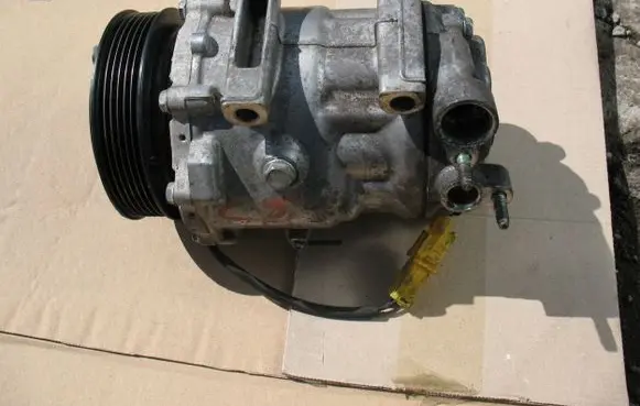 Peugeot 407 Air conditioning (A/C) compressor (pump) 6453QT