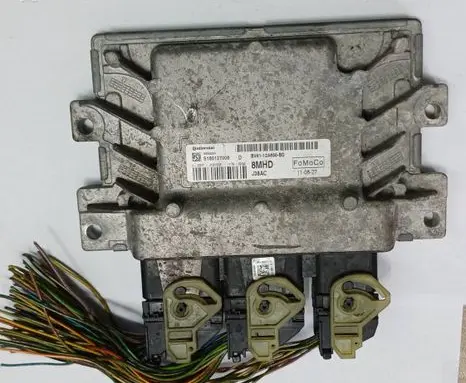 Ford Focus Engine control unit/module BV6112A650BD S180127006D