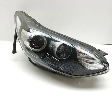 KIA Sportage Headlight/headlamp 92102F1040