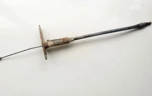 Handbrake/parking brake wiring cable