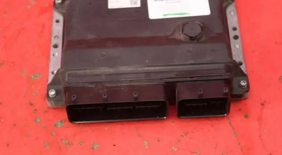 Toyota Prius (XW30) Engine control unit/module ECU 89661-47280
