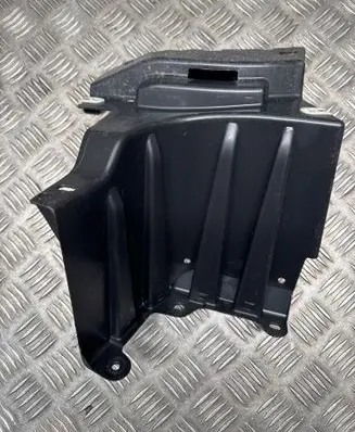 BMW X7 G07 Rear bumper underbody cover/under tray 7424904
