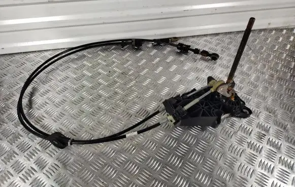 Ford Fusion Gear shifter/selector