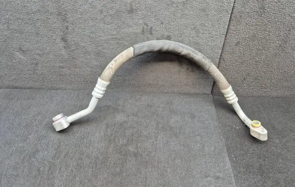 Audi A6 S6 C6 4F Air conditioning (A/C) pipe/hose 4F0260707AD 4F0260707L