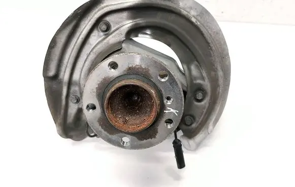 BMW 4 F36 Gran coupe Front wheel hub 19878810 6799097 679909706