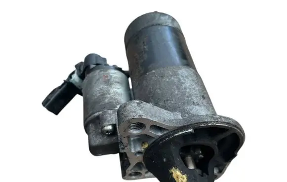 Mazda 6 Starter motor M001T30971 R2AH 1205
