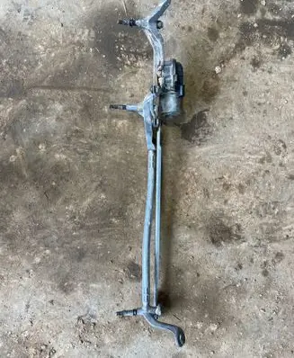 Front wiper linkage and motor