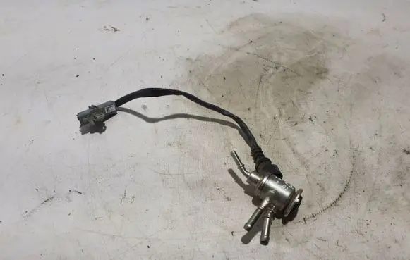 Renault Trafic III (X82) AdBlue injector 160728750R