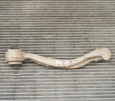 Mercedes-Benz C W204 Front lower control arm/wishbone A2043330060 A2043330414