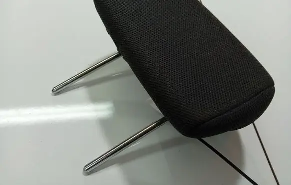 KIA Sportage Front seat headrest 