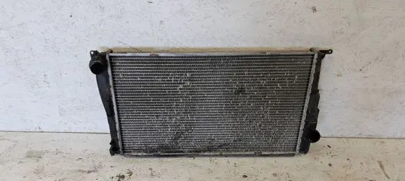 BMW 3 E90 E91 Coolant radiator 7788901 3094174