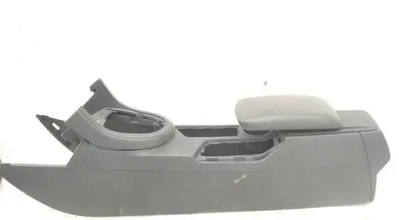 Peugeot RCZ Center console brak