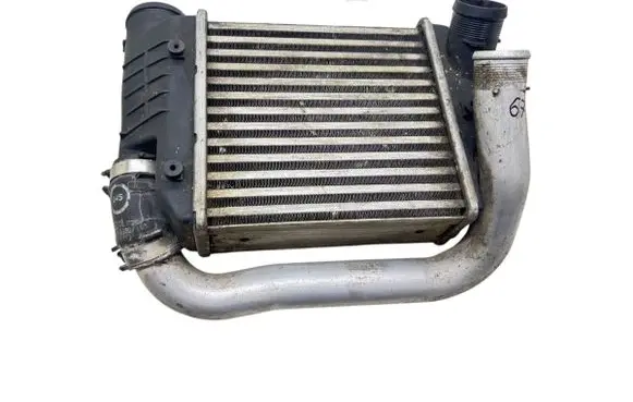 Audi A6 S6 C6 4F Intercooler air channel guide 