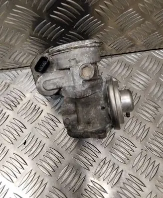 Volkswagen Touran I EGR valve 749603D 074120037