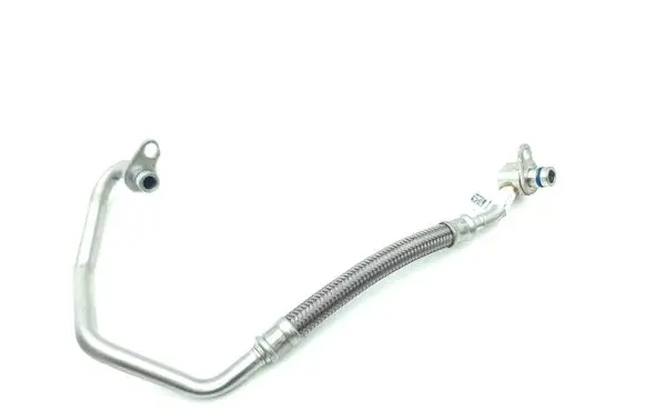 Coolant pipe/hose