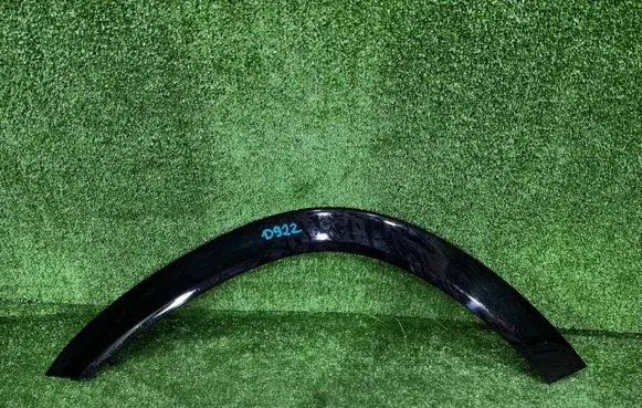Mercedes-Benz GLE W167 Front arch trim A1678844300