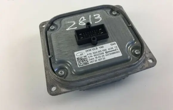 Volvo V40 Other control units/modules 10490051500 Z813