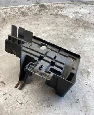 Opel Meriva A Battery tray 13167332 600002
