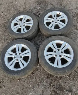 Hyundai ix35 R17 alloy rim 629102s200 PEC001825