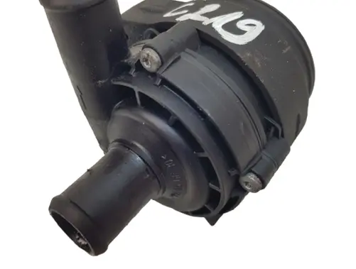 Mercedes-Benz CLS C219 Water pump