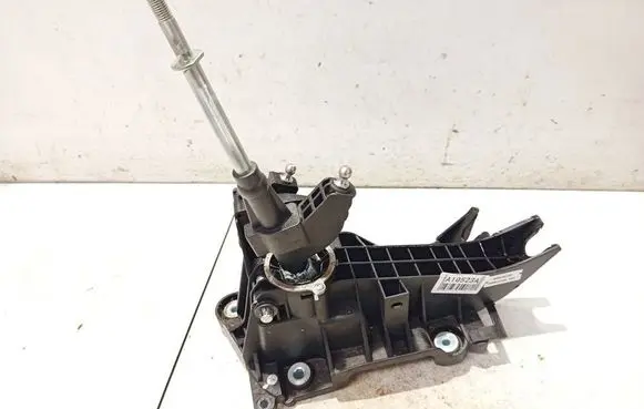 Gear shifter/selector