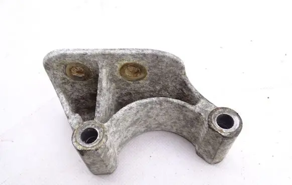 Mercedes-Benz S W220 Engine mount bracket A1132230038 GBIMPORT