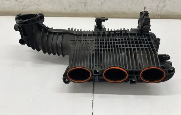 BMW 1 F20 F21 Intake manifold 7632436