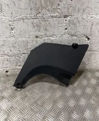 KIA Sportage Front sill trim cover 85826F1000