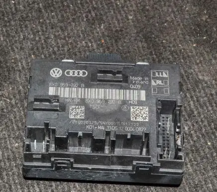 Audi Q3 8U Door control unit/module 8X0959792B