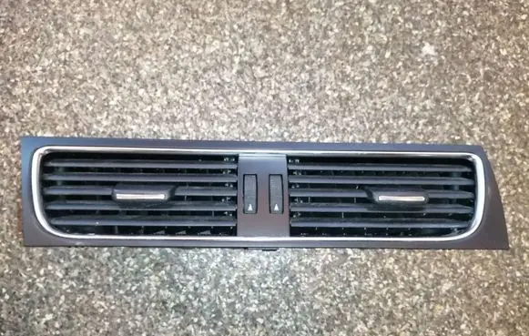 Audi A4 S4 B8 8K Dash center air vent grill 8T1820951C