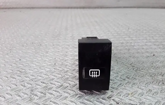 KIA Sorento Windscreen/window heater switch 864W03000