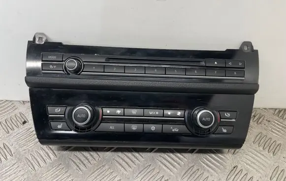 BMW 5 F10 F11 Climate control unit 9249697