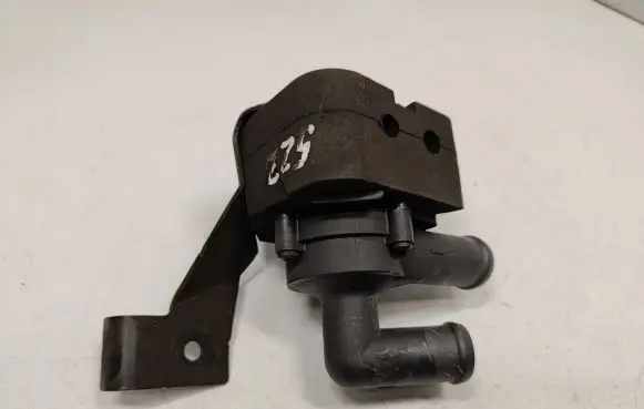 BMW 7 F01 F02 F03 F04 Electric auxiliary coolant/water pump 64119239313 64119253081