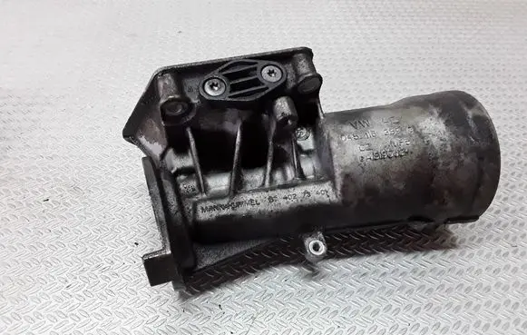 Audi A3 S3 A3 Sportback 8P Oil filter mounting bracket 045115389G