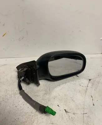 Volvo V70 Front door electric wing mirror E11015463 E1025463