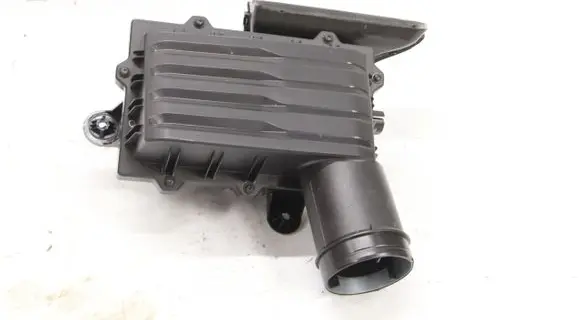 Volkswagen Golf VIII Air filter box cover 5Q0129607BG