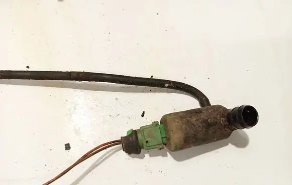 Windscreen/windshield washer pump