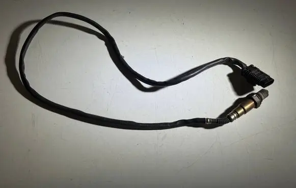 BMW 7 G11 G12 Lambda probe sensor 8650474