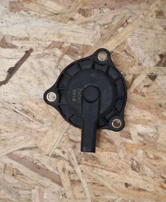 Dodge Challenger Camshaft vanos timing valve 05184101AG