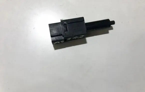 Nissan Almera N16 Brake pedal sensor switch
