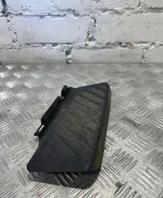 Skoda Octavia Mk3 (5E) Foot rest pad/dead pedal 5q1864777b