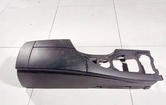 BMW 5 E60 E61 Armrest 7034086 72758413