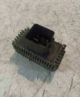 Opel Zafira A Glow plug pre-heat relay 09132691 51299008
