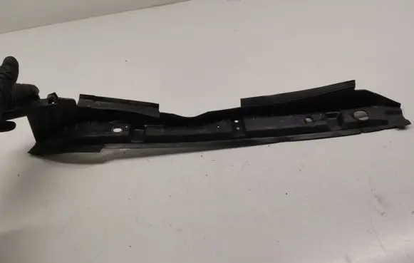 Renault Latitude (L70) Engine bonnet/hood lock trim molding 668630013R