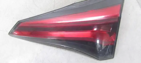 Tailgate rear/tail lights