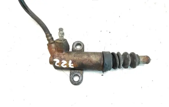 Clutch slave cylinder