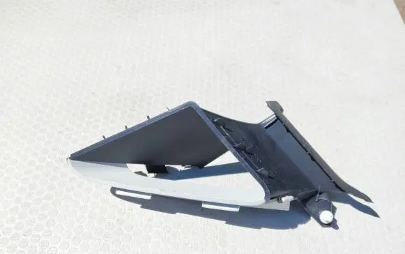Volkswagen Golf VII Other sill/pillar trim element 5G0868144B