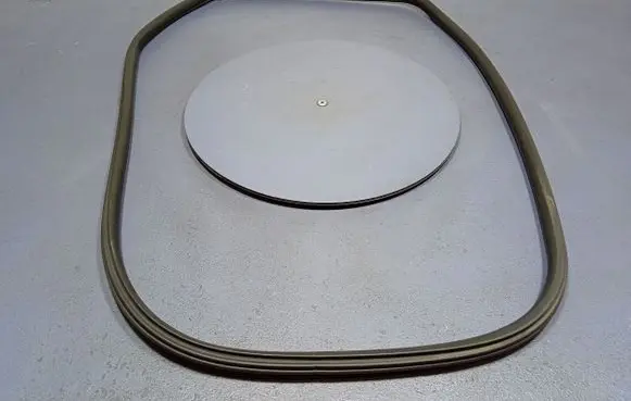 Citroen C4 Grand Picasso Front door rubber seal 