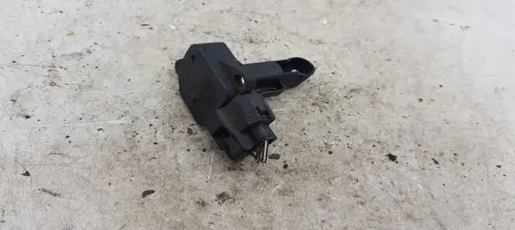 Toyota Corolla Verso AR10 Mass air flow meter 222040N010