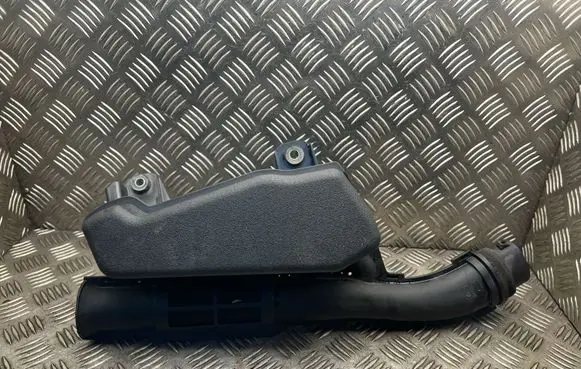 Toyota Prius+ (ZVW40) Intake resonator 1775037070
